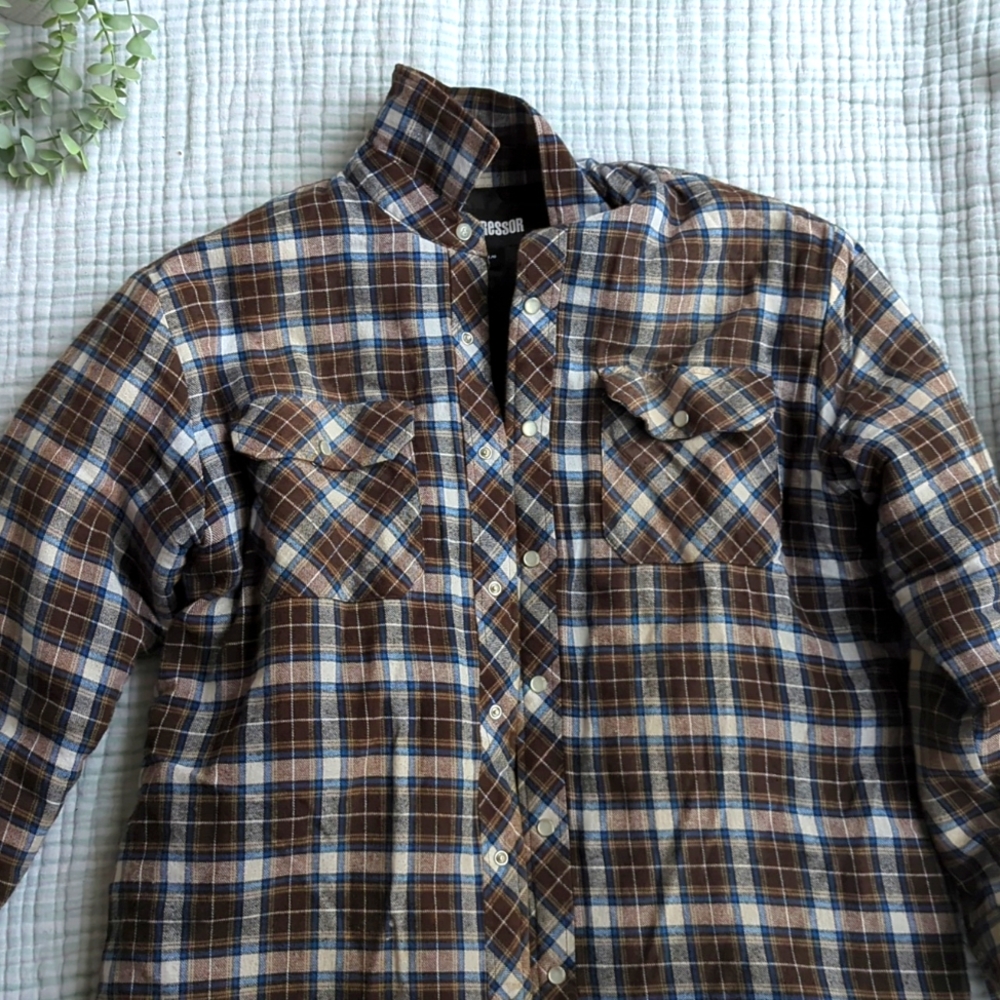 Men's Lined Plaid Button Up